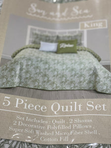 5 piece set Queen / king  green bedspread palm trees Relax