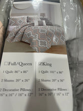 Queen /king bedspread 5 piece package deal geometric grey pink