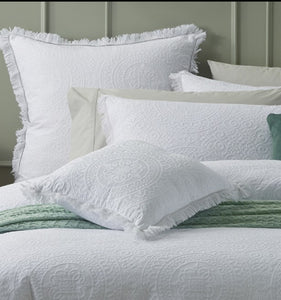 Amalfi white quilt cover set piece set by Bianca 100 % cotton  white king 3 piece