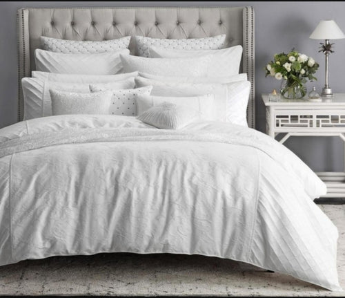 Marissa snow KING by Private collection elegant royal