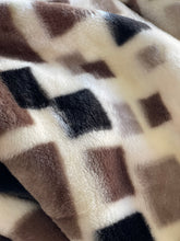 Queen / Double Super soft blush winter blanket leopard  in beige safari