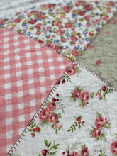 Cotton bedspread coverlet queen king patchwork style peach pink vintage country florals