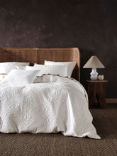 King size Isadora sugar quilt cover set by Linen house bridal off white