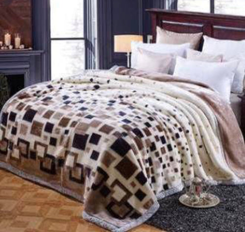 Queen / Double Super soft blush winter blanket leopard  in beige safari