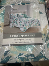 5 piece set Queen / king bedspread coverlet floral green blue turquoise aqua summer vibrant Relax