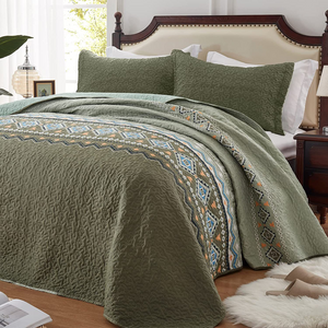 Green modern coverlet bedspread queen king design light weight paisley floral