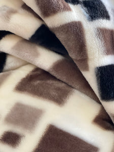 Queen / Double Super soft blush winter blanket leopard  in beige safari