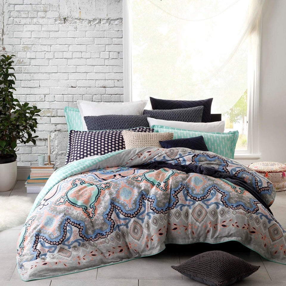 LTD QUILT COVER SET BY LOGAN AND MASON COTTON SATEEN QUEEN