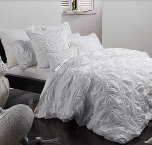 Private Collection Tamsin White QUEEN Quilt Cover Set